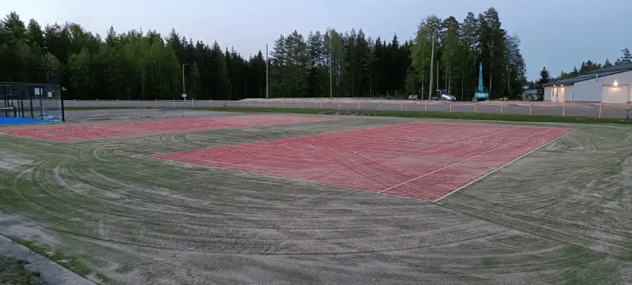 Ravilinnan Tennis Courts (2 pcs), Iitti
