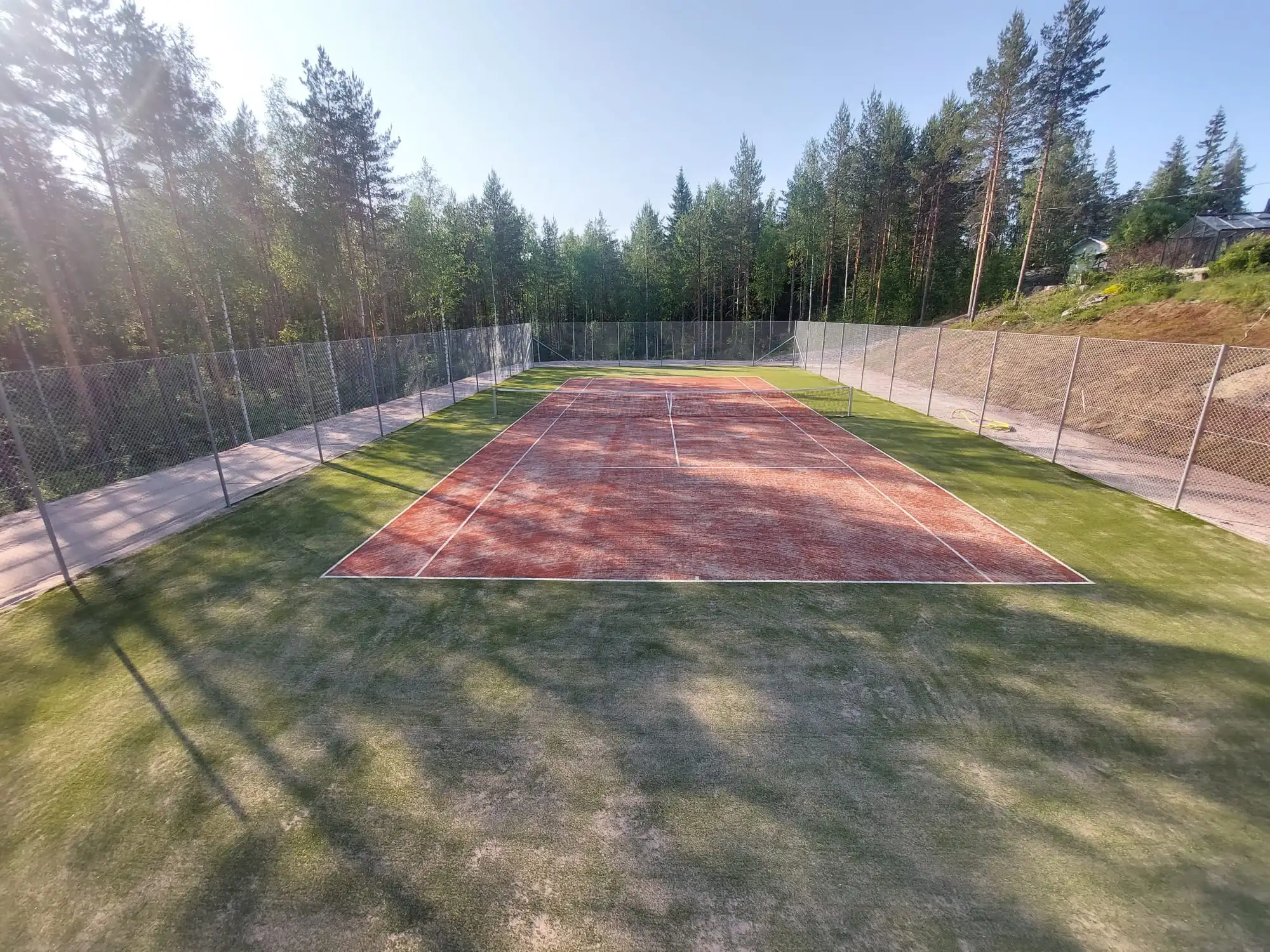 Tennis court and fencing Suomenniemi