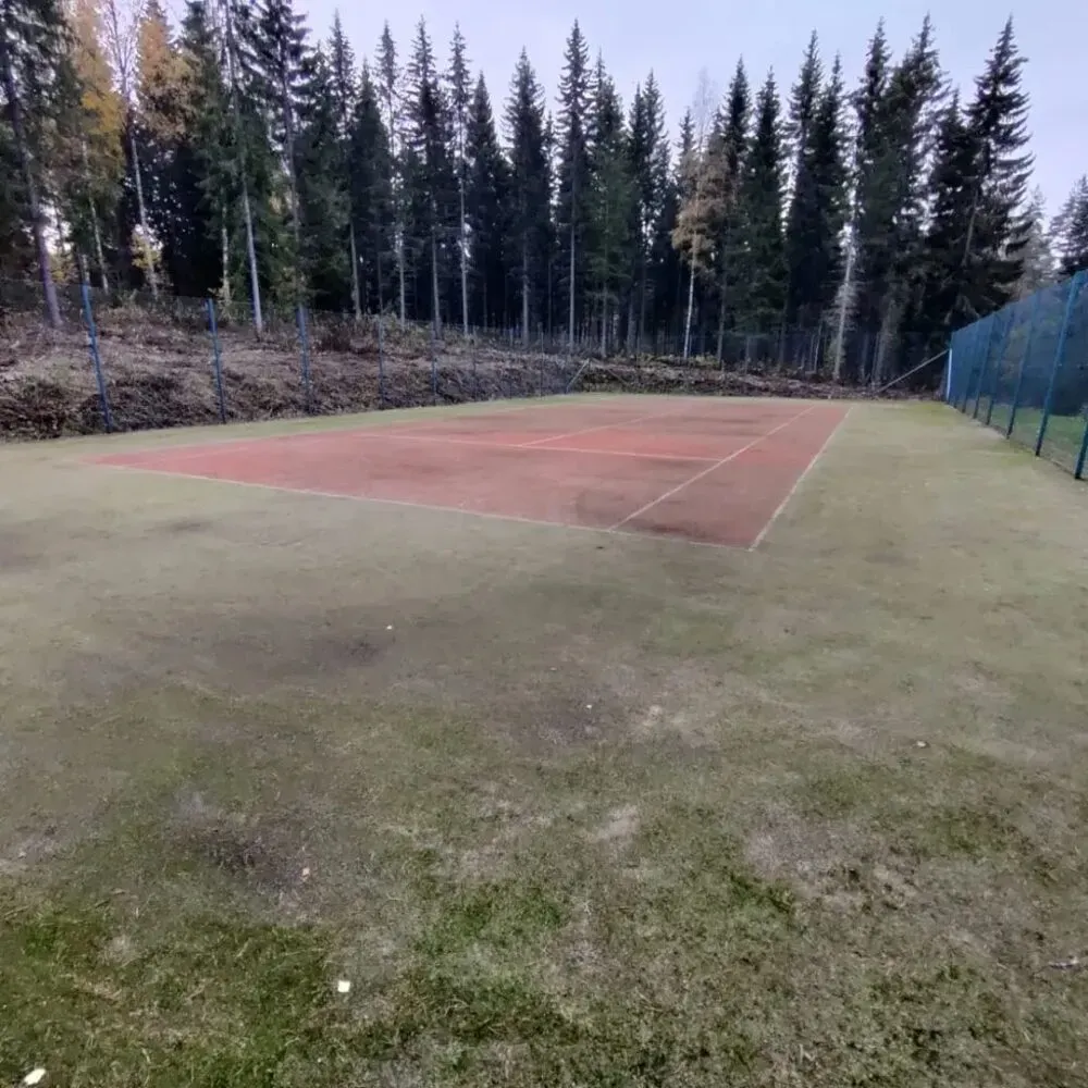 Tennis court Hartola – surface material