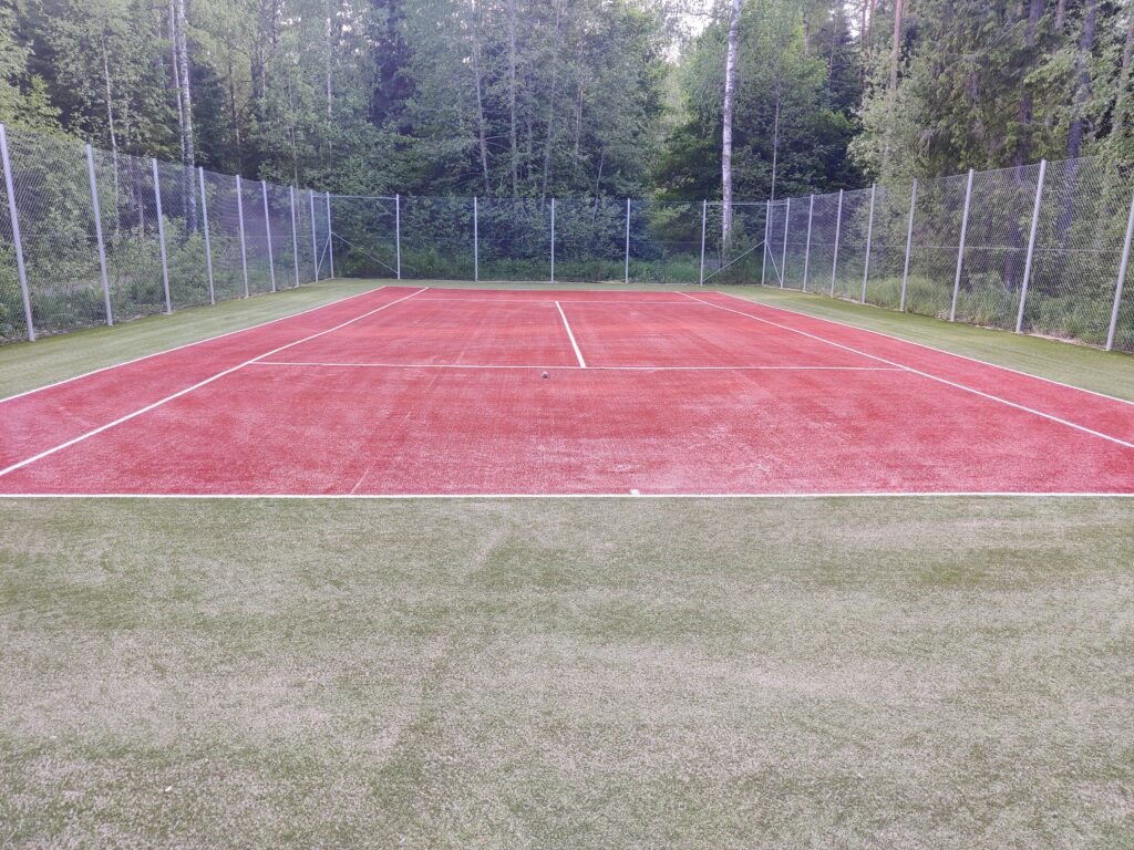 tekonurmi tenniskenttä